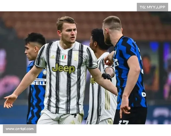 萨尔基尔德KO动作获高度评价，攻击技术广受赞誉